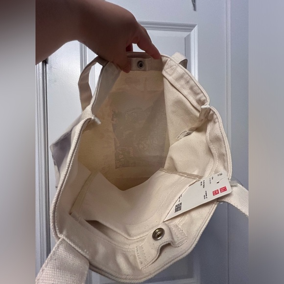 (New) UNIQLO Ginza, Tokyo special/limited edition tote bag - Picture 3 of 3